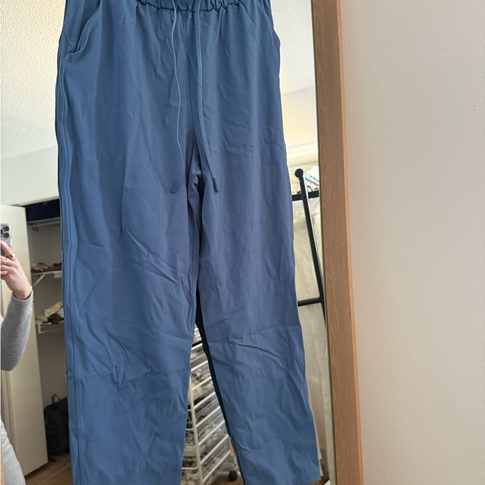 Lululemon Women’s Drawstring Golf Pant